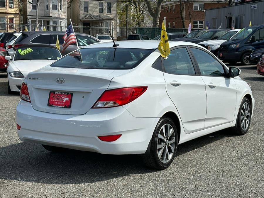 2017 Hyundai Accent Value Edition Sedan Auto photo