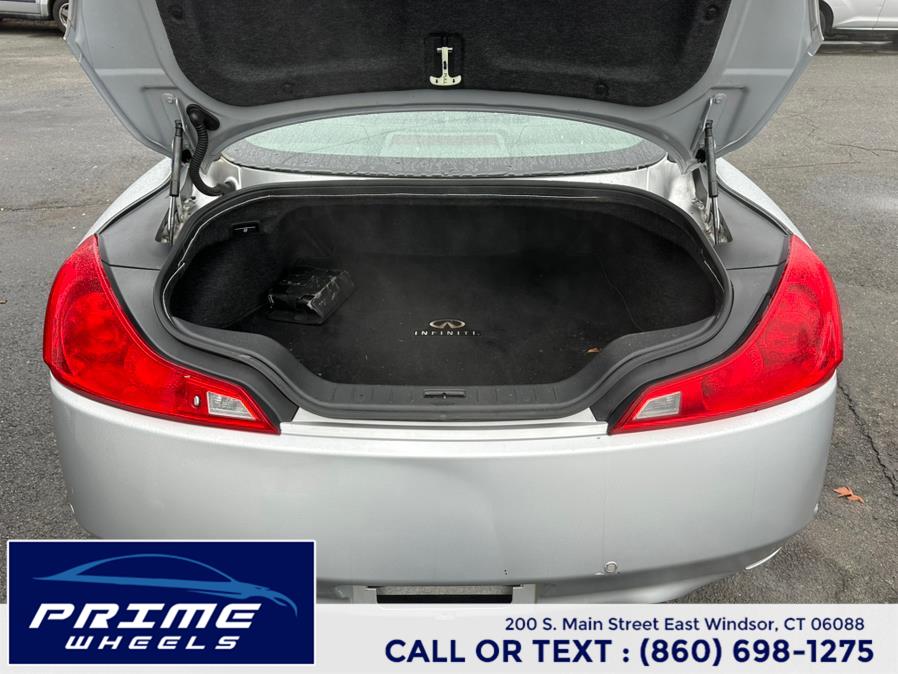 2012 Infiniti Integra x photo