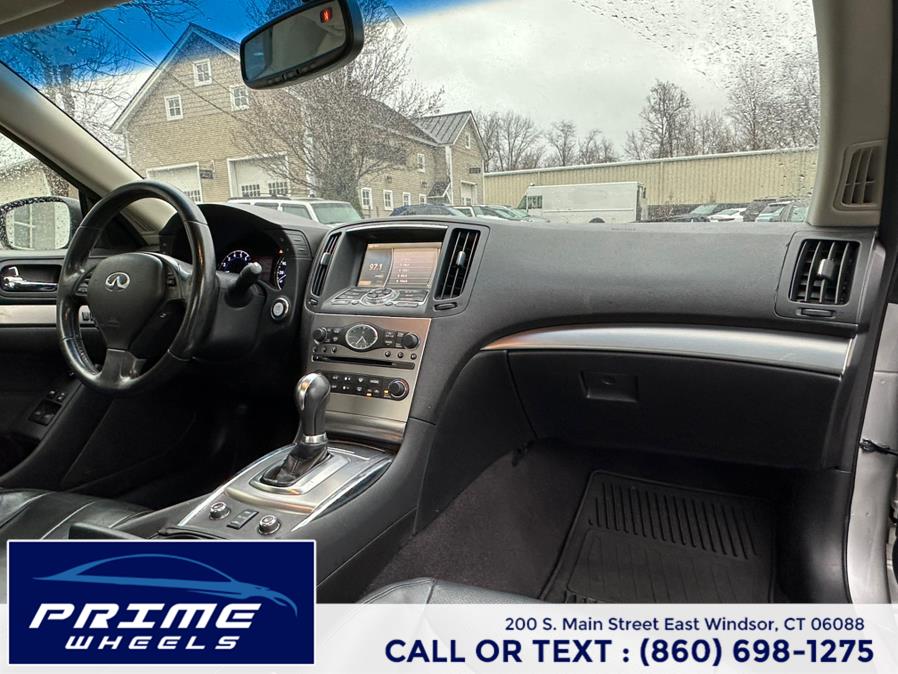 2012 Infiniti Integra x photo