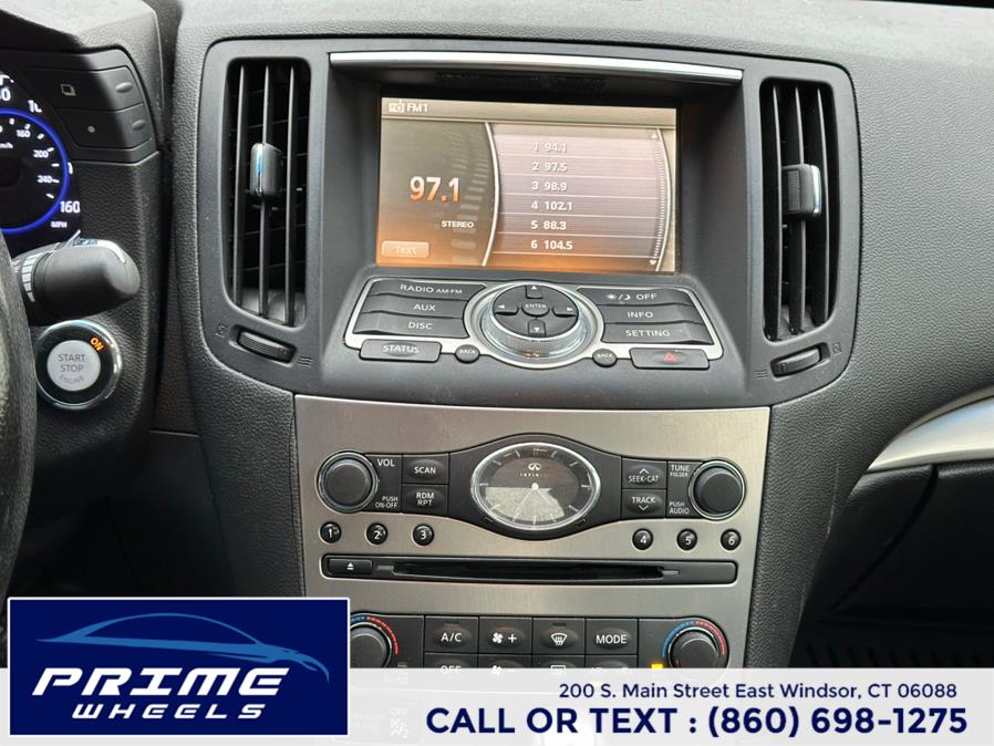 2012 Infiniti Integra x photo