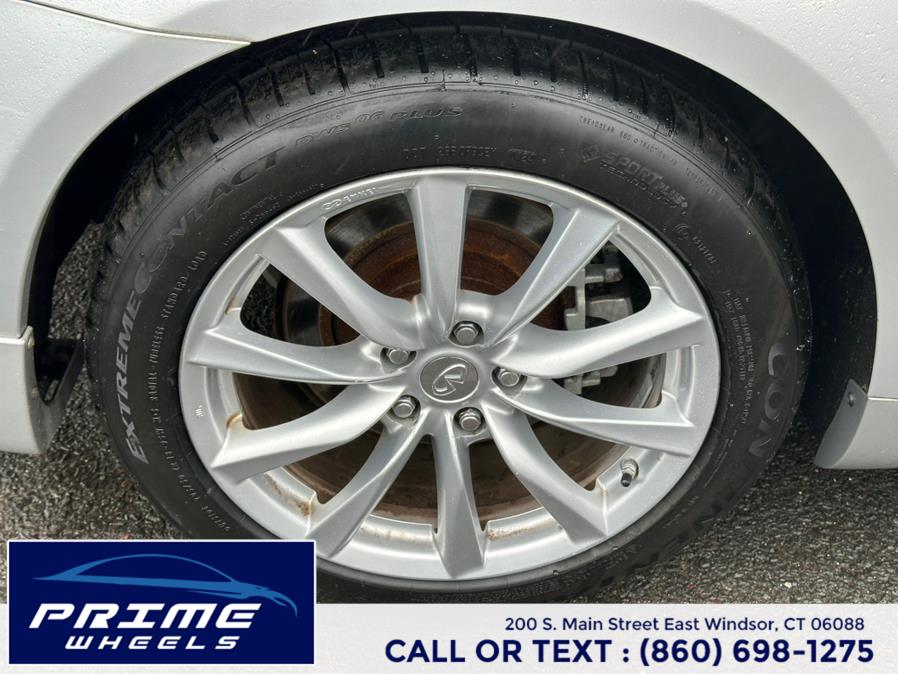 2012 Infiniti Integra x photo