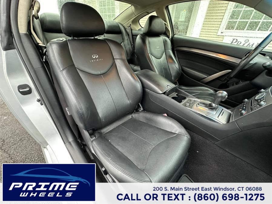 2012 Infiniti Integra x photo