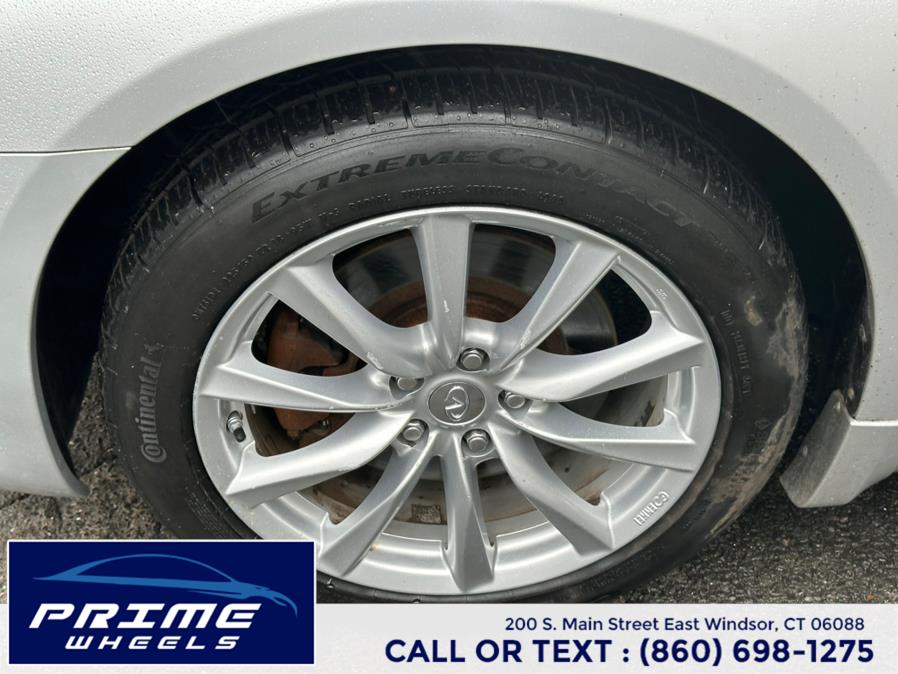 2012 Infiniti Integra x photo