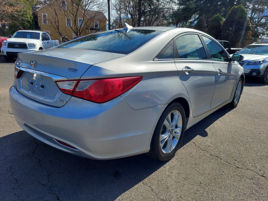 2011 Hyundai Sonata Limited photo