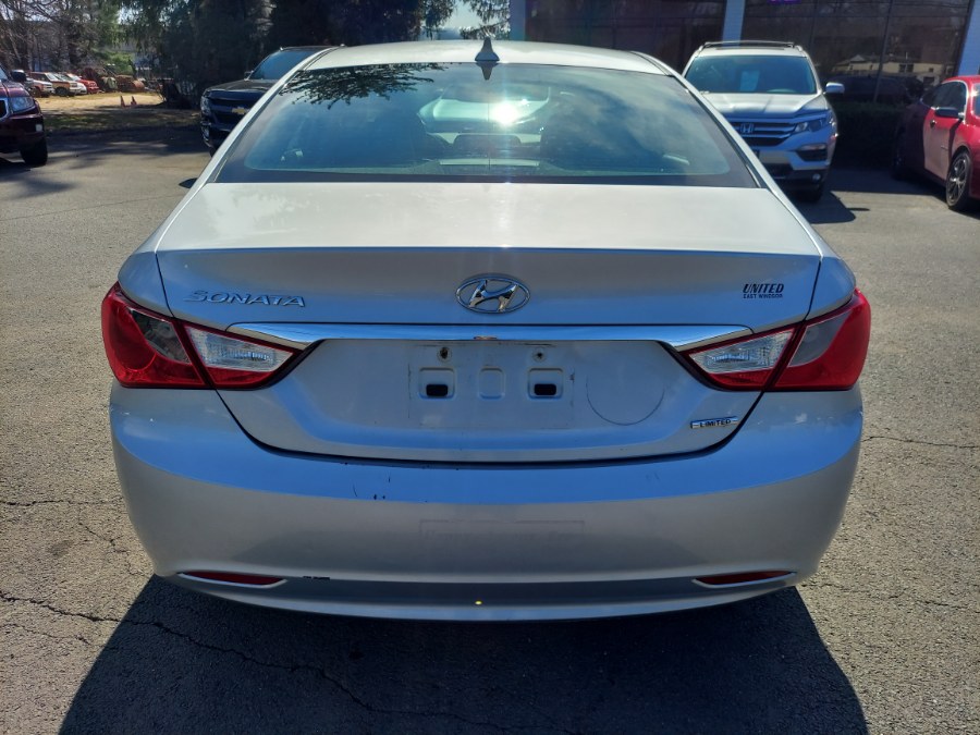 2011 Hyundai Sonata Limited photo