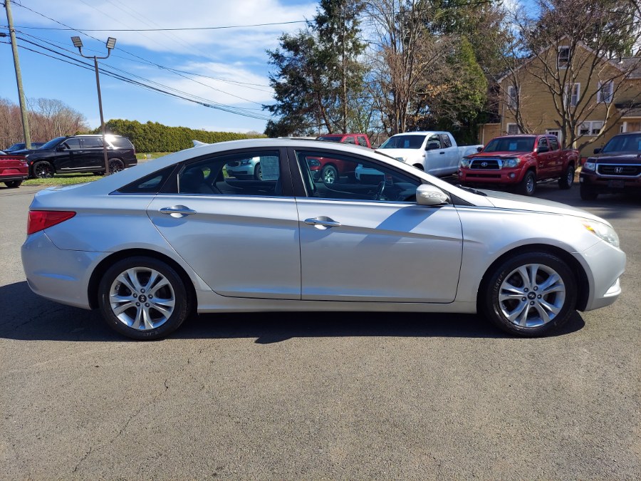 2011 Hyundai Sonata Limited photo