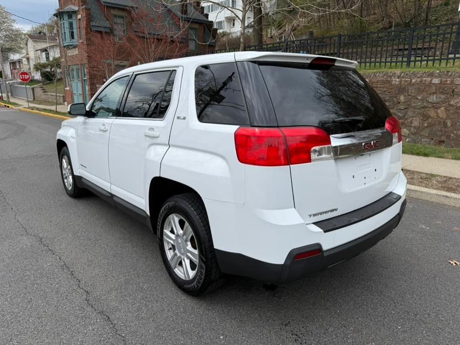 2015 GMC Terrain FWD 4dr SLE w/SLE-1 photo