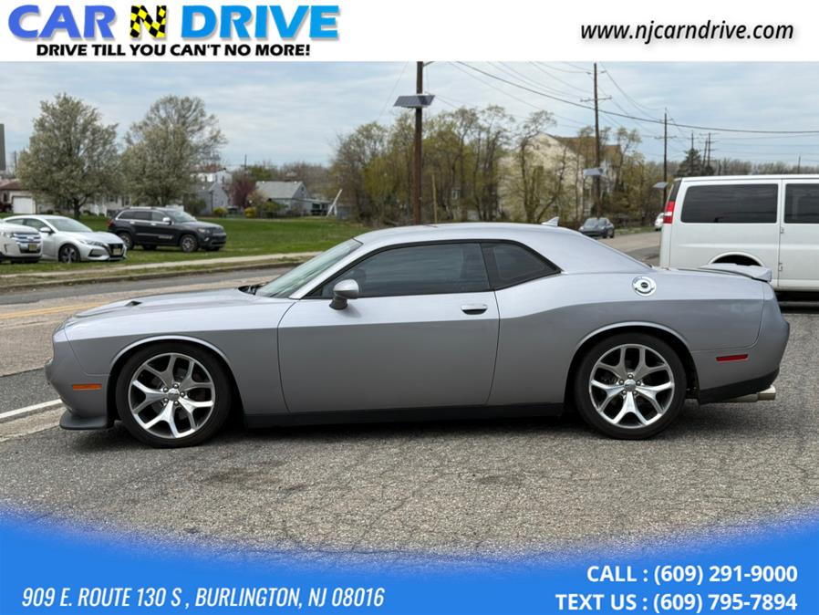 2016 Dodge Challenger SXT Plus photo