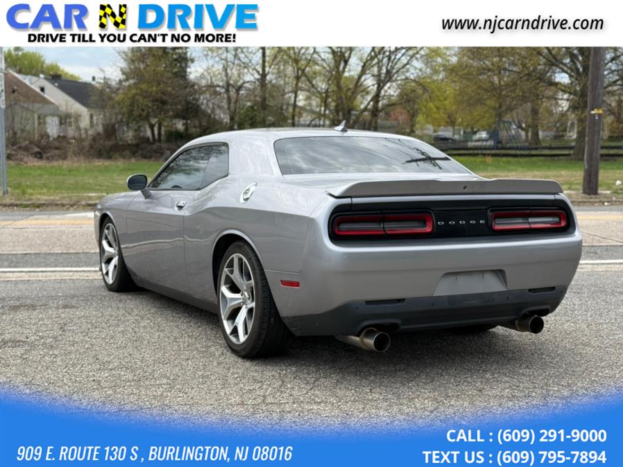 2016 Dodge Challenger SXT Plus photo