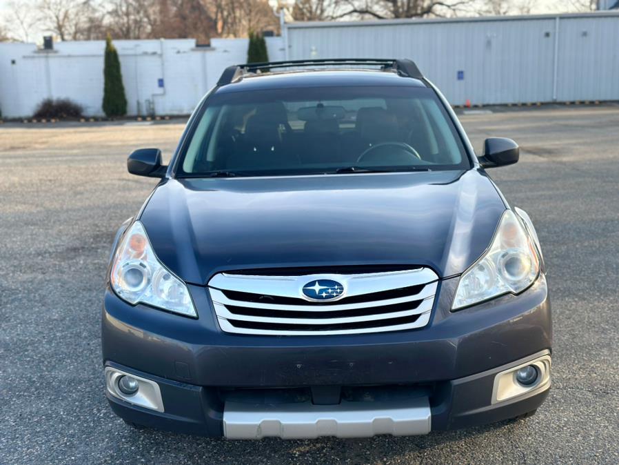 2011 Subaru Outback 2.5i Limited photo