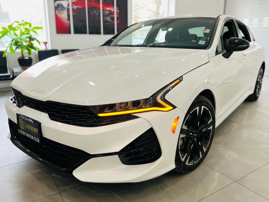 2022 Kia K5 GT-Line Auto FWD photo