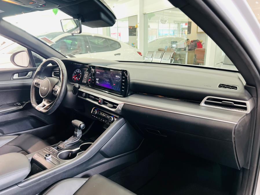 2022 Kia K5 GT-Line Auto FWD photo