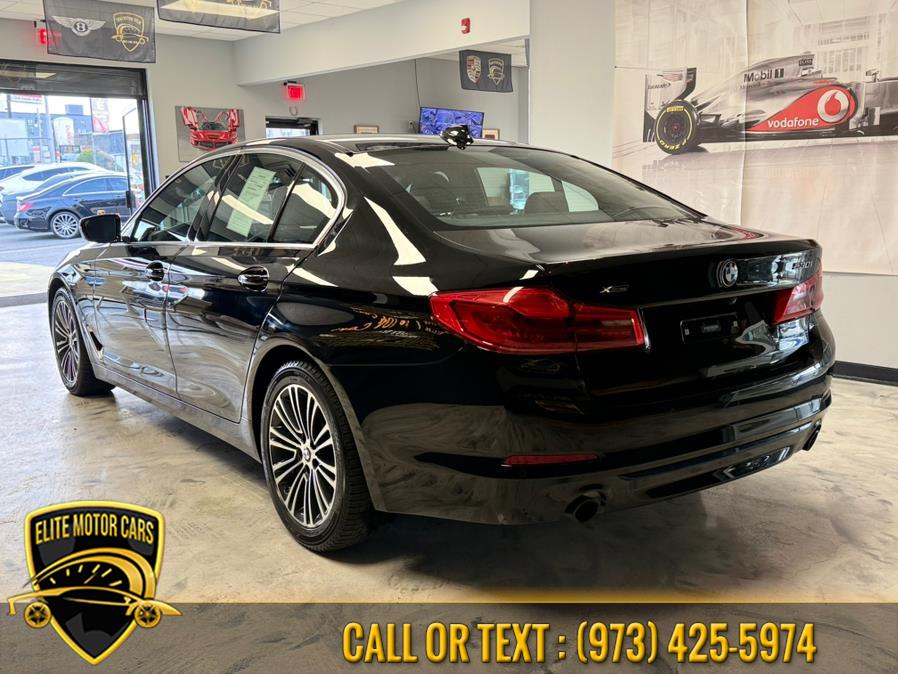2019 BMW 5-Series 530i xDrive Sedan photo