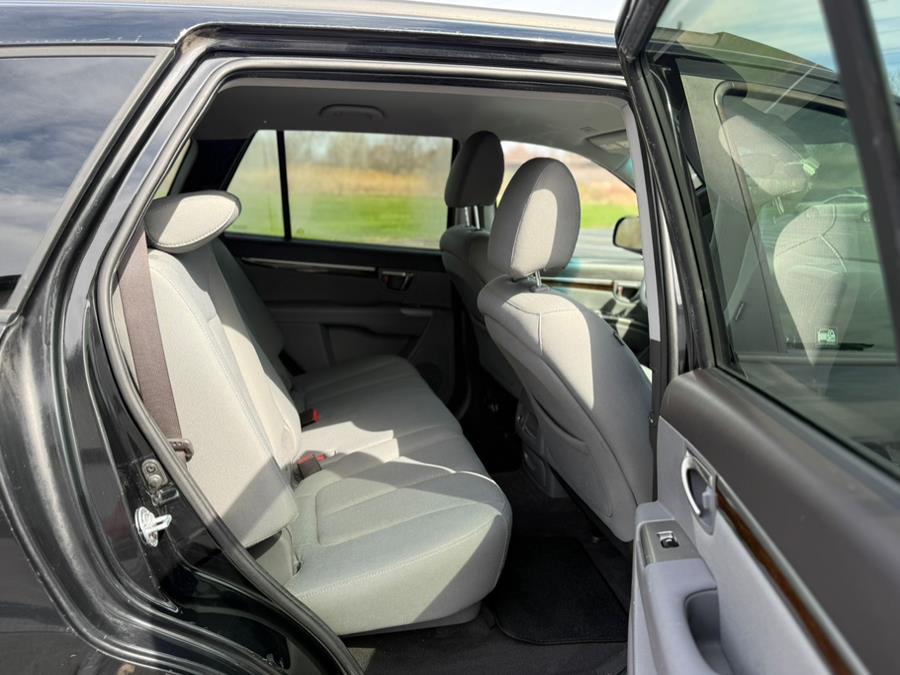 2011 Hyundai Santa Fe GLS photo