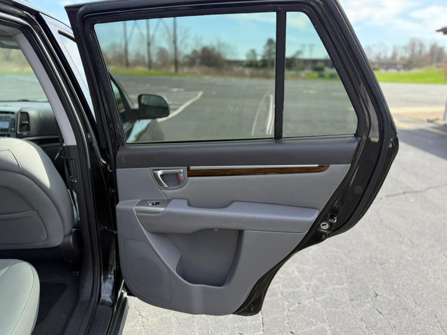 2011 Hyundai Santa Fe GLS photo