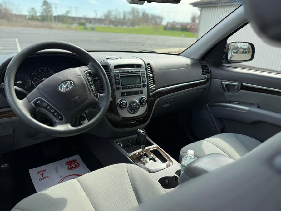 2011 Hyundai Santa Fe GLS photo