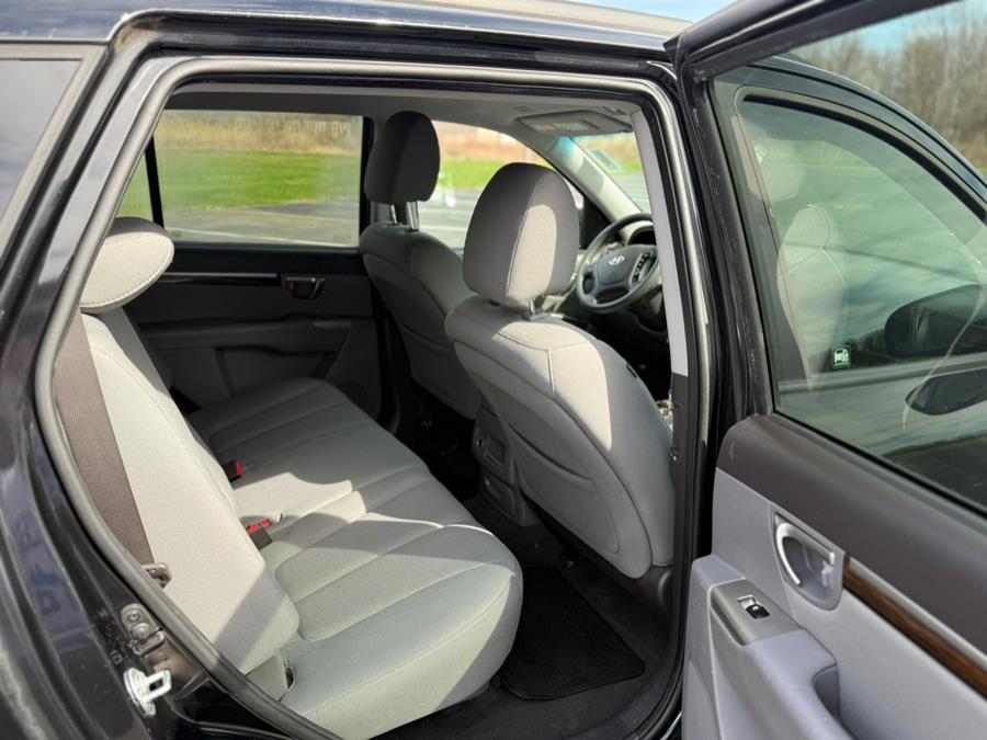 2011 Hyundai Santa Fe GLS photo