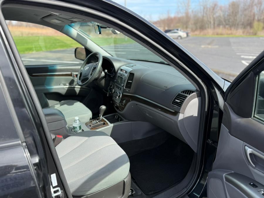2011 Hyundai Santa Fe GLS photo
