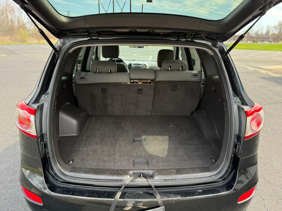 2011 Hyundai Santa Fe GLS photo