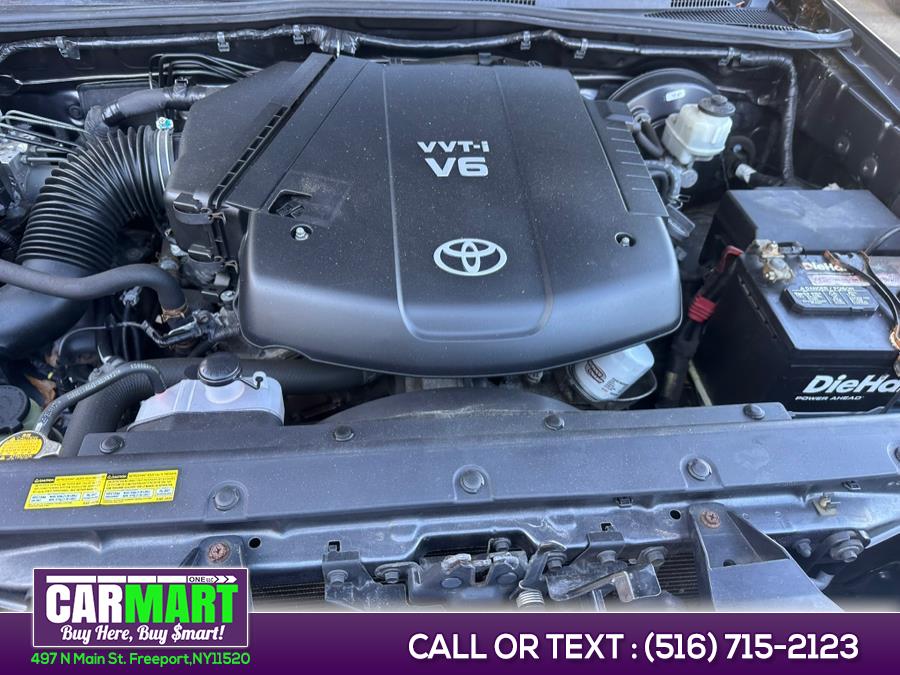 2014 Toyota Tacoma V6 photo
