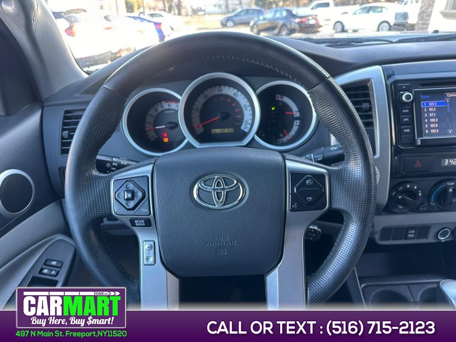 2014 Toyota Tacoma V6 photo