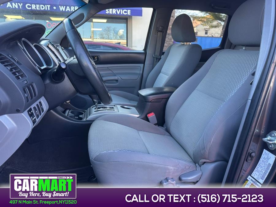 2014 Toyota Tacoma V6 photo