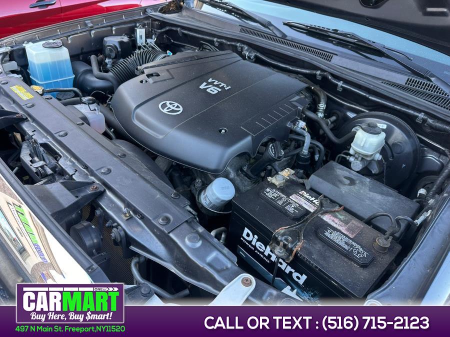 2014 Toyota Tacoma V6 photo