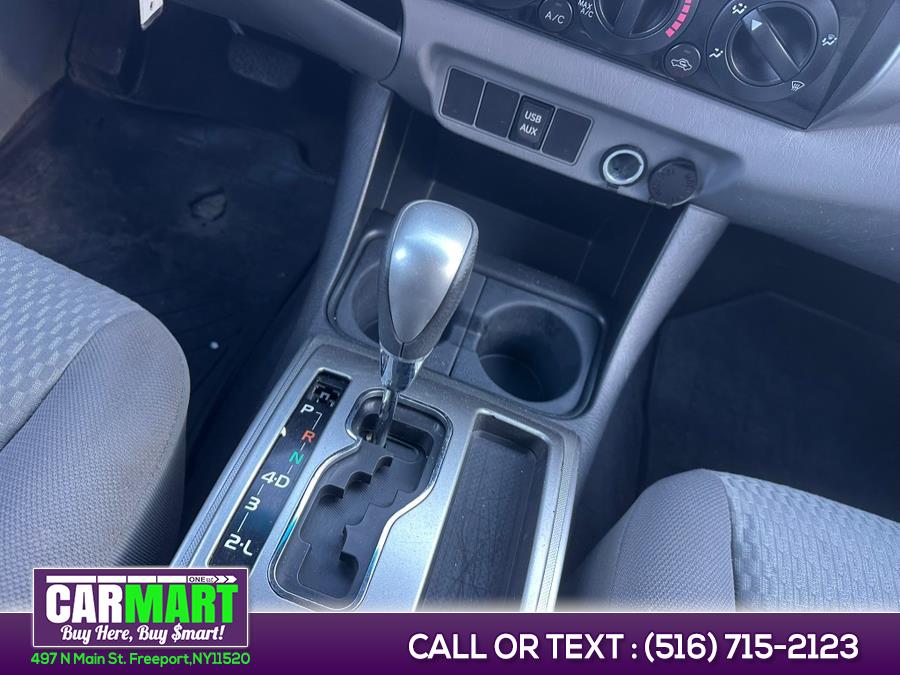 2014 Toyota Tacoma V6 photo