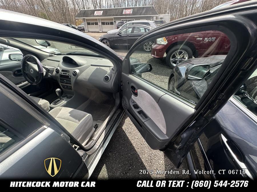 2007 Saturn Ion 3 photo