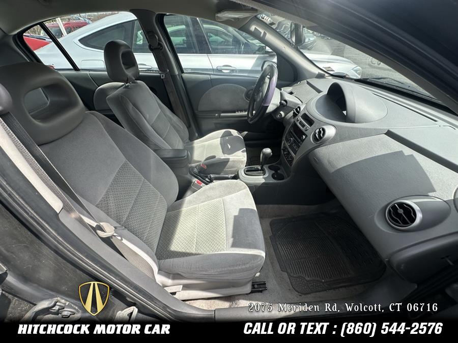 2007 Saturn Ion 3 photo