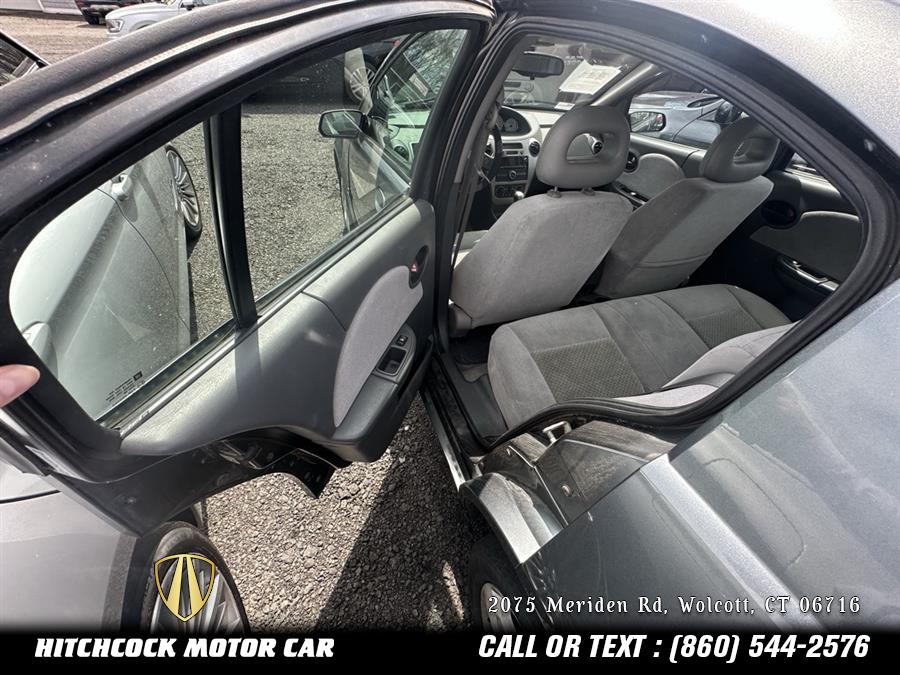 2007 Saturn Ion 3 photo