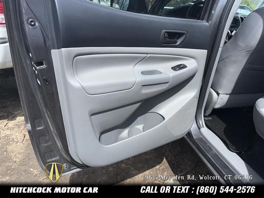 2013 Toyota Tacoma V6 photo