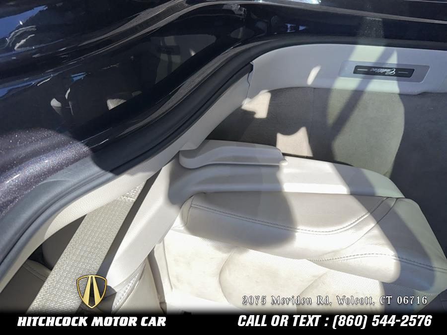 2015 Cadillac Escalade Premium photo
