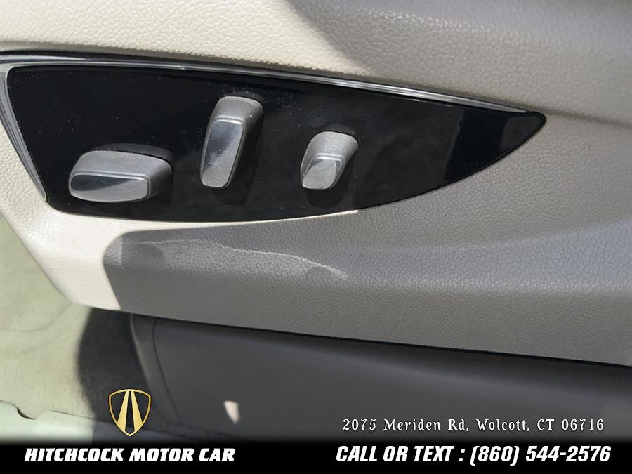 2015 Cadillac Escalade Premium photo