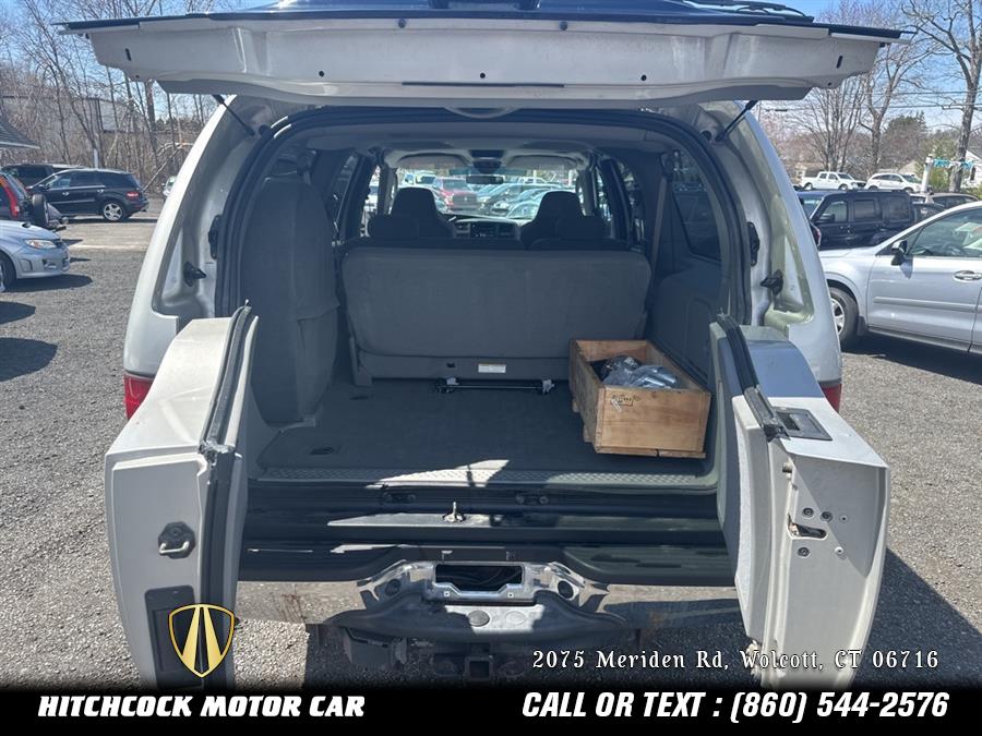2005 Ford Excursion XLS photo