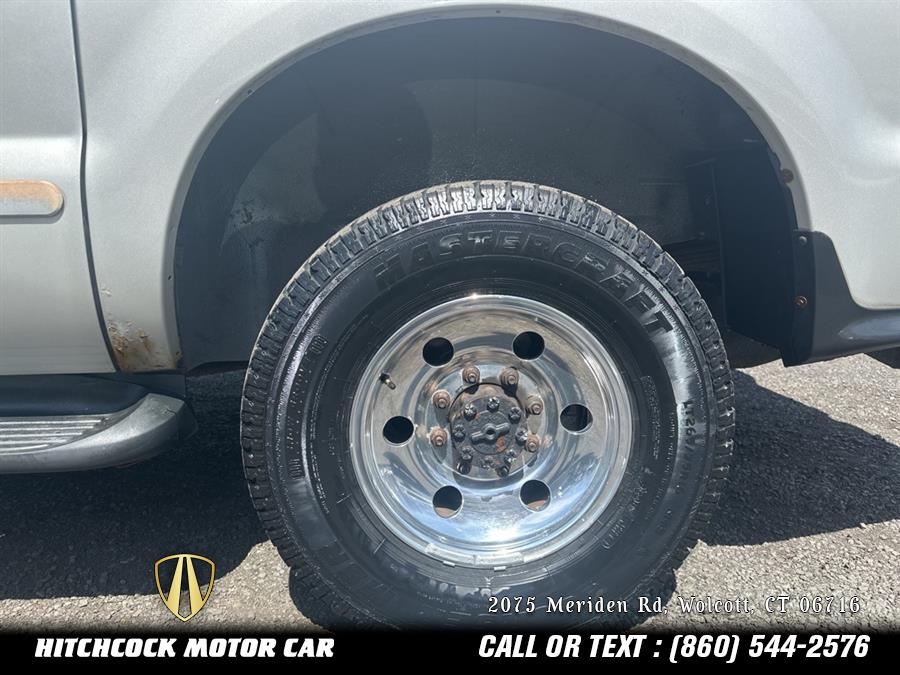 2005 Ford Excursion XLS photo