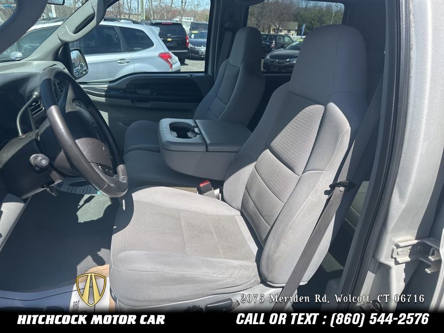 2005 Ford Excursion XLS photo