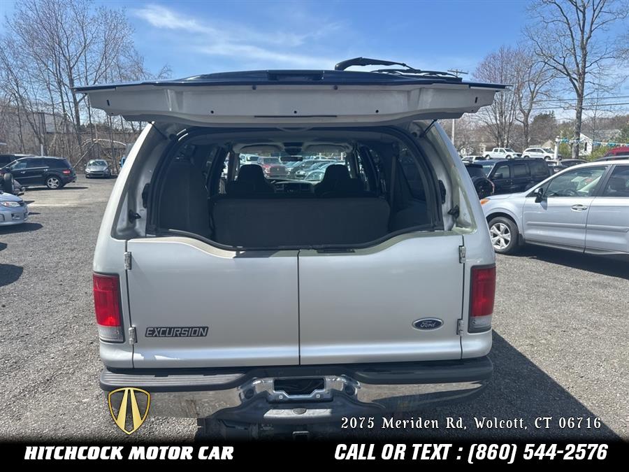 2005 Ford Excursion XLS photo
