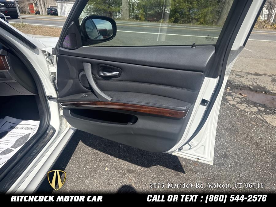2011 BMW MDX 328i xDrive photo