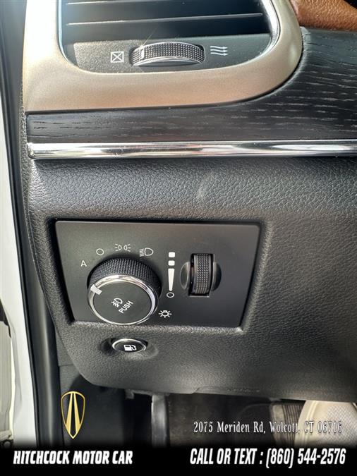 2015 Jeep Grand Cherokee Summit photo