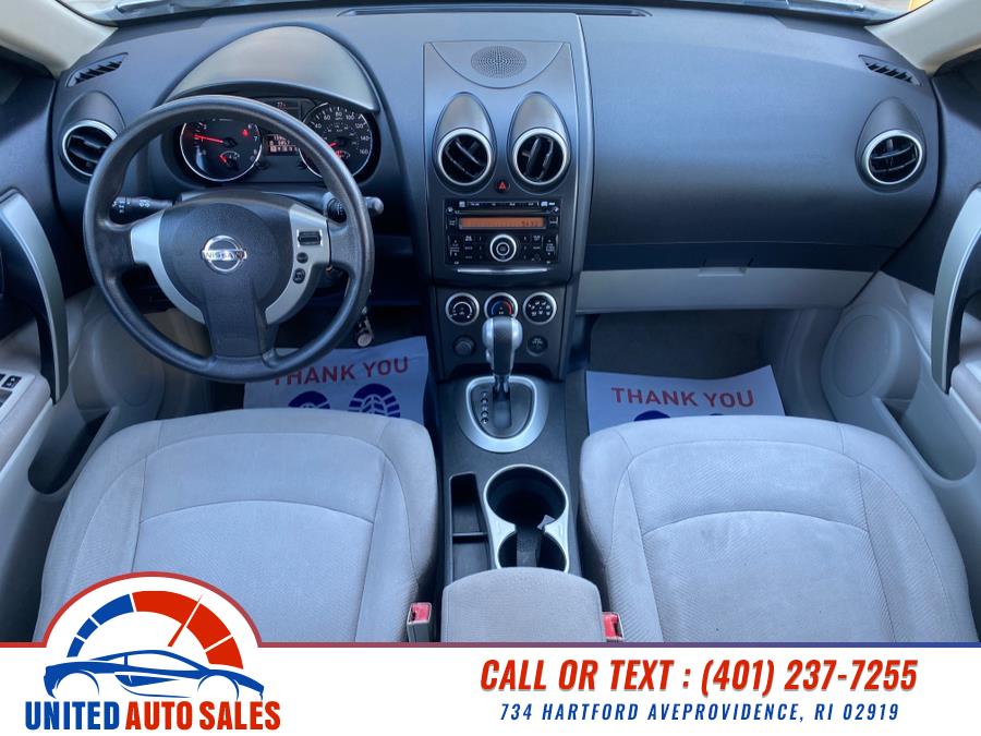 2011 Nissan Rogue S photo