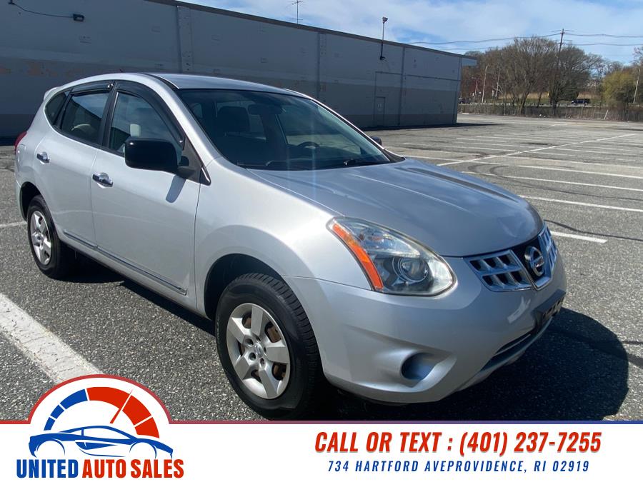 2011 Nissan Rogue S photo