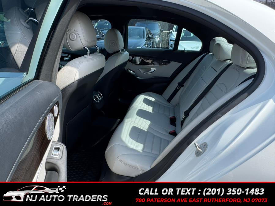 2015 Mercedes-Benz C-Class 4dr Sdn C 400 4MATIC photo