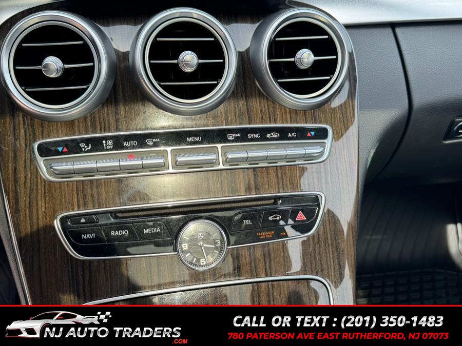 2015 Mercedes-Benz C-Class 4dr Sdn C 400 4MATIC photo