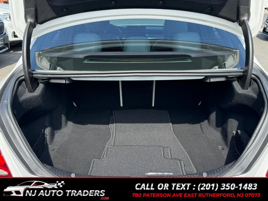 2015 Mercedes-Benz C-Class 4dr Sdn C 400 4MATIC photo