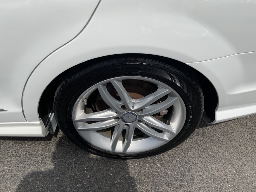 2014 Mercedes-Benz C-Class C300 4MATIC Luxury photo