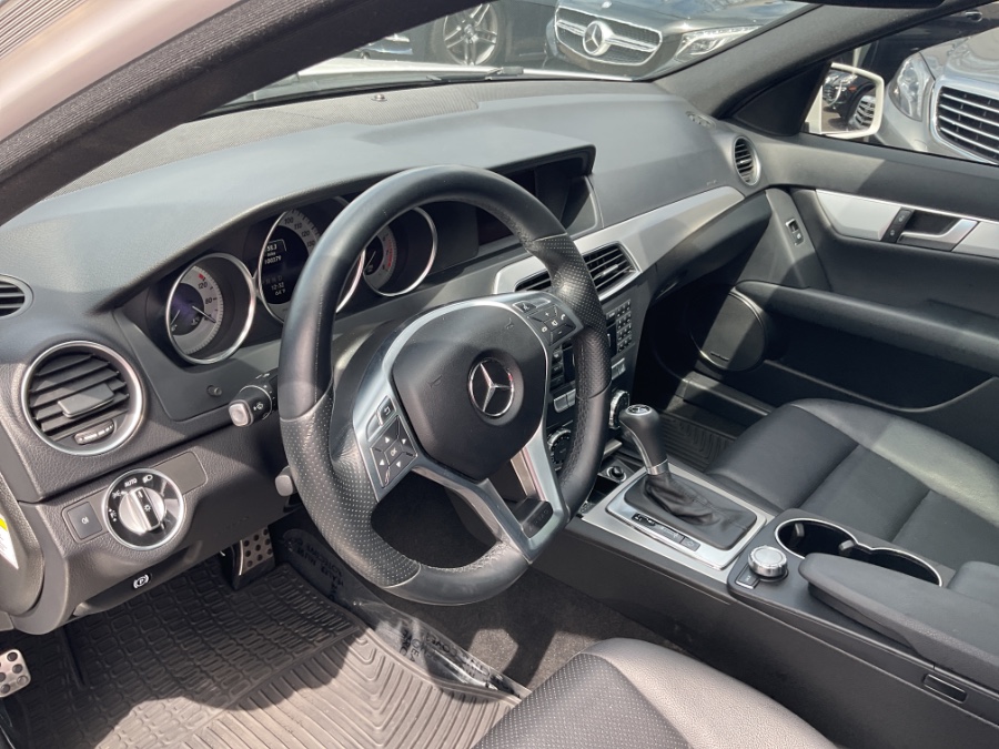 2014 Mercedes-Benz C-Class C300 4MATIC Luxury photo