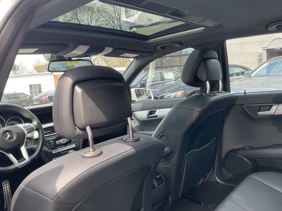 2014 Mercedes-Benz C-Class C300 4MATIC Luxury photo