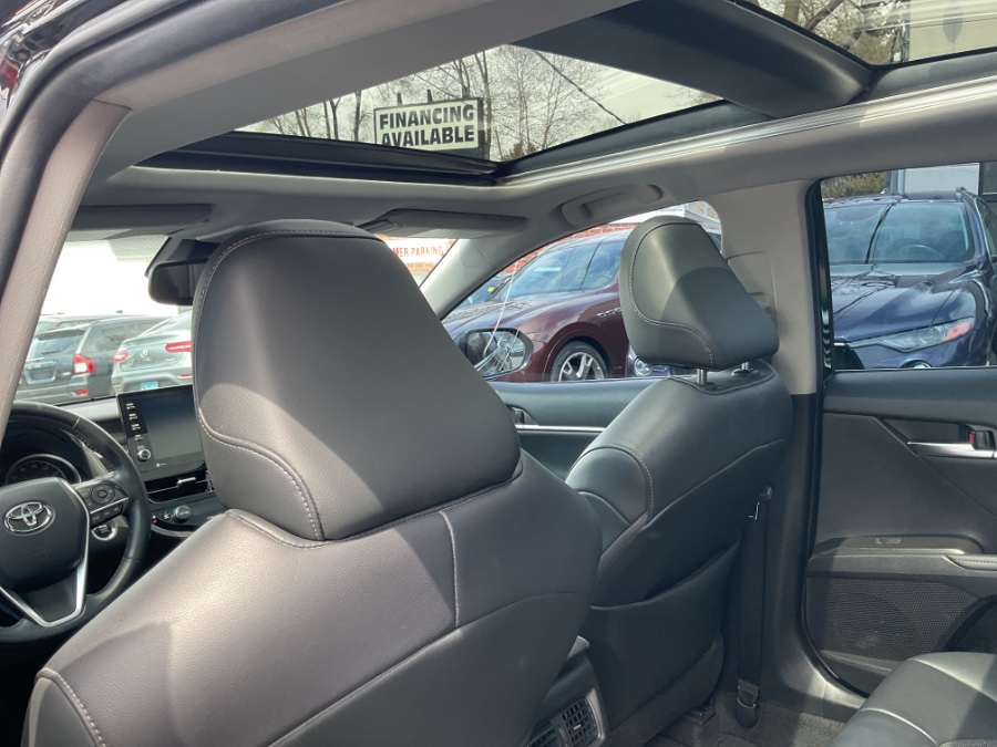 2021 Toyota Camry XLE Auto AWD (Natl) photo