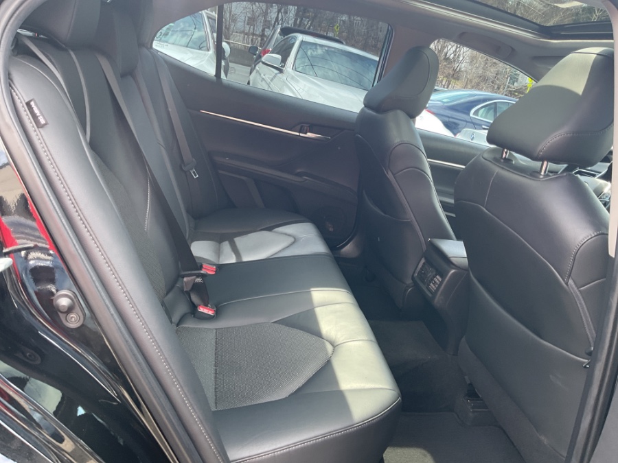 2021 Toyota Camry XLE Auto AWD (Natl) photo